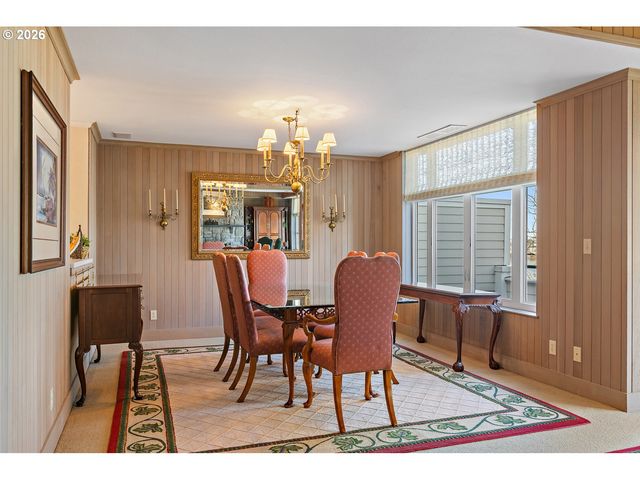 305 S MONTGOMERY St, Portland, OR 97201