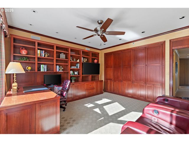 305 S MONTGOMERY St, Portland, OR 97201