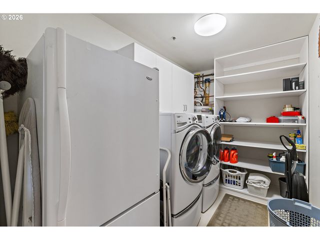 305 S MONTGOMERY St, Portland, OR 97201