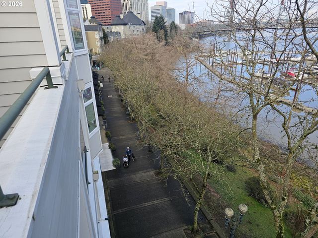 305 S MONTGOMERY St, Portland, OR 97201