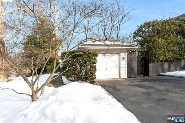 50 Lylewood Drive, Tenafly, NJ 07670