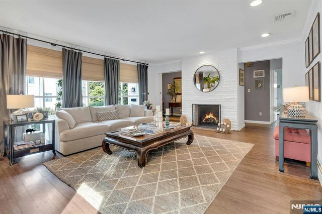 50 Lylewood Drive, Tenafly, NJ 07670