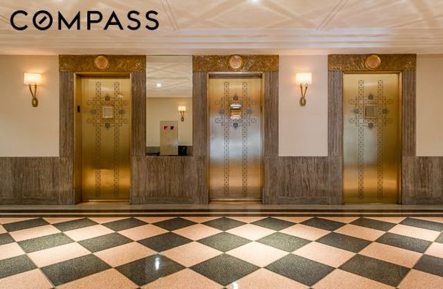 433 W 34th St Apt 5E, New York City, NY 10001