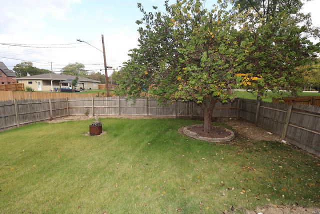 2410 E 3rd Street, Mishawaka, IN 46544