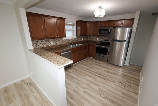 2410 E 3rd Street, Mishawaka, IN 46544