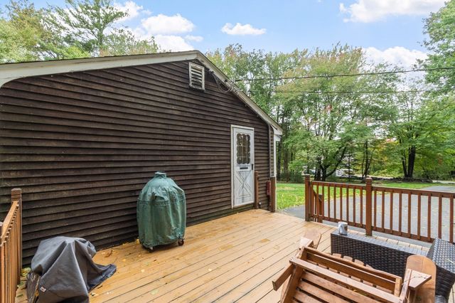 91 Searle Street, Georgetown, MA 01833
