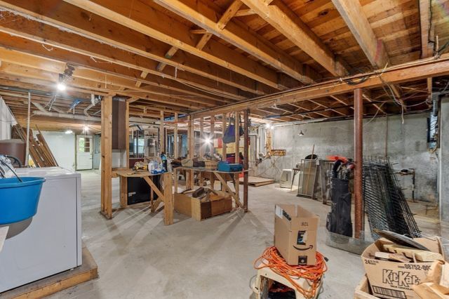 91 Searle Street, Georgetown, MA 01833