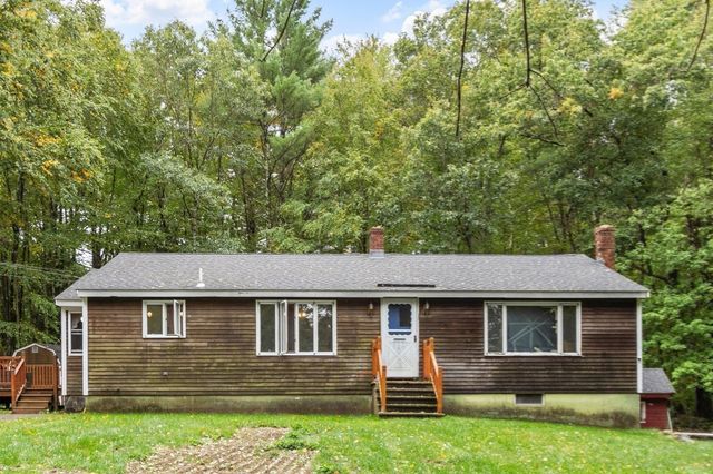 91 Searle Street, Georgetown, MA 01833