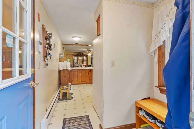 91 Searle Street, Georgetown, MA 01833