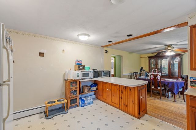 91 Searle Street, Georgetown, MA 01833