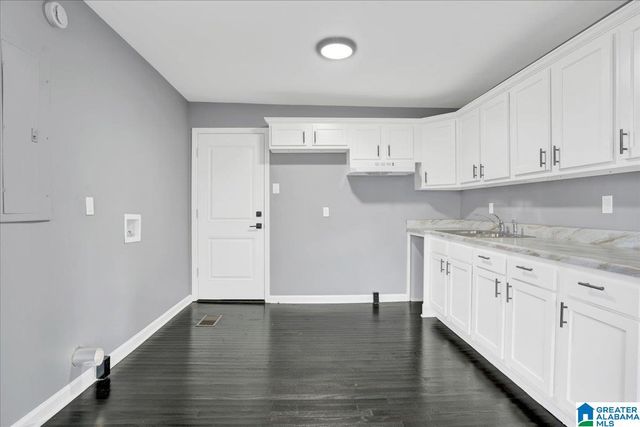 701 SEMINOLE CIRCLE, Fairfield, AL 35064