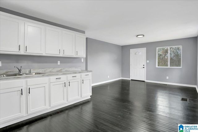 701 SEMINOLE CIRCLE, Fairfield, AL 35064