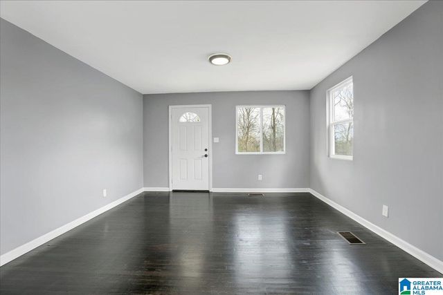 701 SEMINOLE CIRCLE, Fairfield, AL 35064