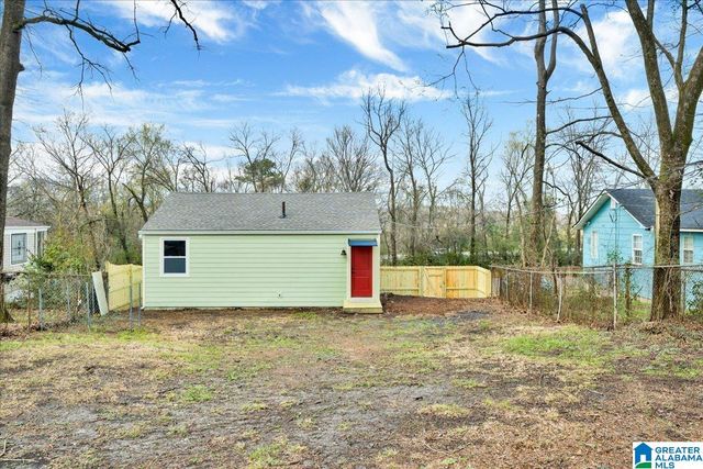 701 SEMINOLE CIRCLE, Fairfield, AL 35064