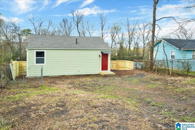 701 SEMINOLE CIRCLE, Fairfield, AL 35064