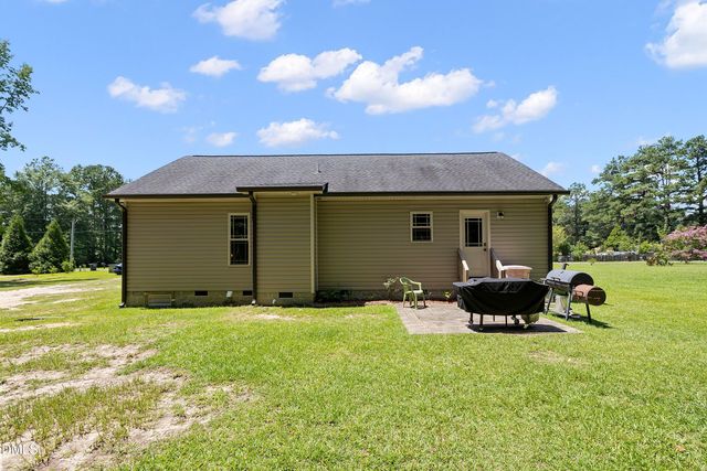70 Young Road, Angier, NC 27501