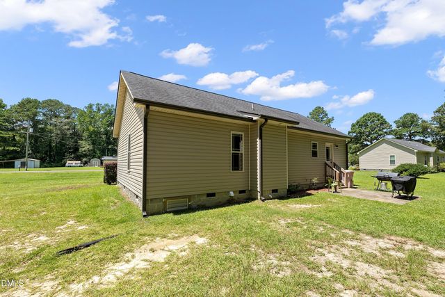 70 Young Road, Angier, NC 27501