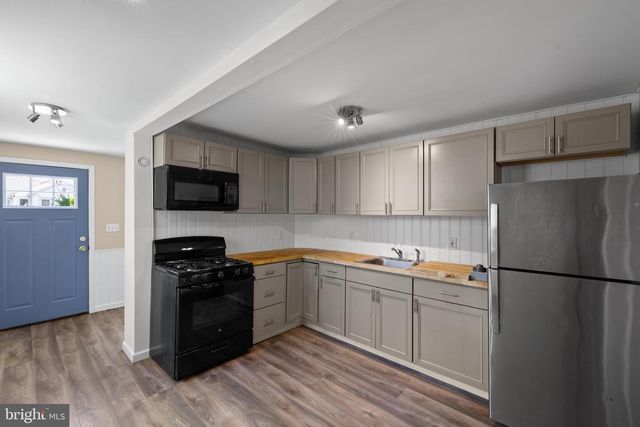 218 CINDER ST, Birdsboro, PA 19508