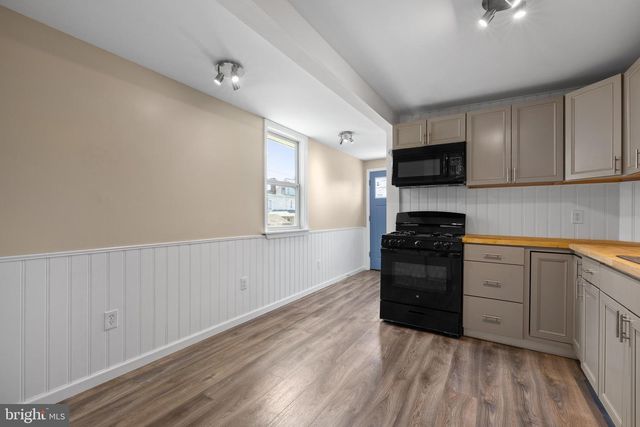 218 CINDER ST, Birdsboro, PA 19508