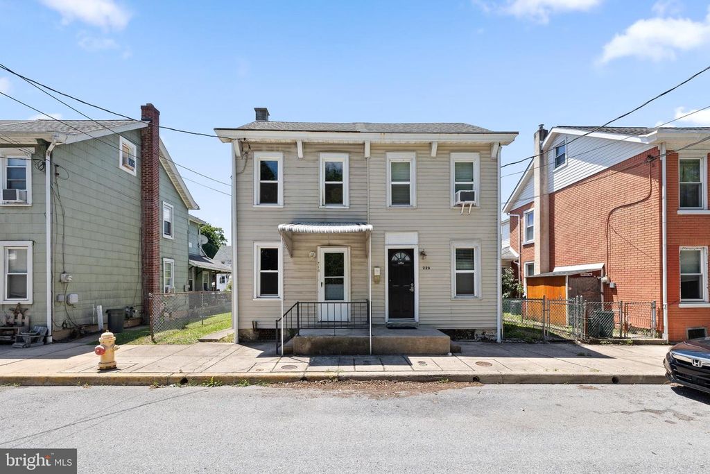 218 CINDER ST, Birdsboro, PA 19508