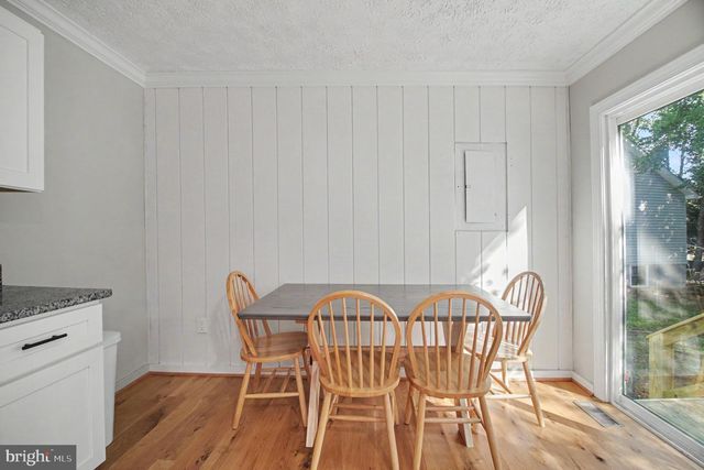 215 SPOTSWOOD RD, Locust Grove, VA 22508
