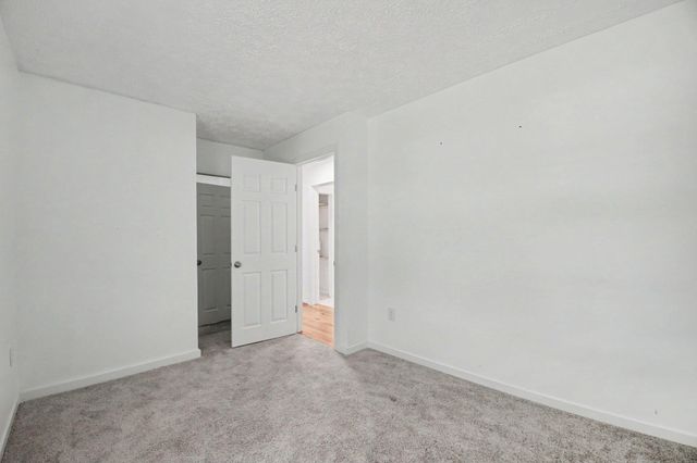 215 SPOTSWOOD RD, Locust Grove, VA 22508