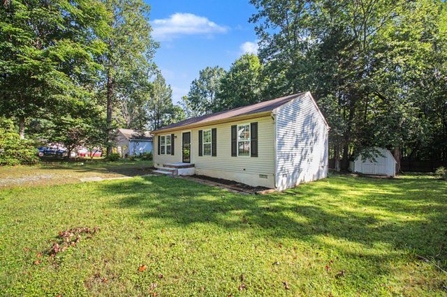 215 SPOTSWOOD RD, Locust Grove, VA 22508