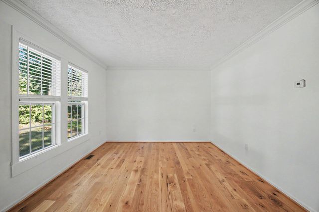 215 SPOTSWOOD RD, Locust Grove, VA 22508