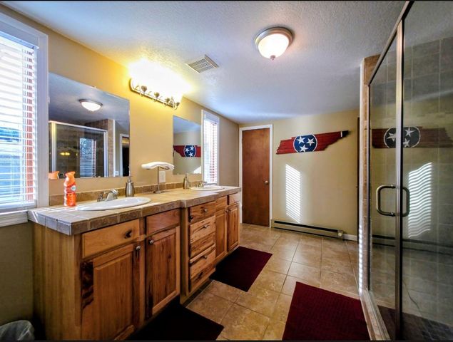 23 Moseley Way, Robbinsville, NC 28771