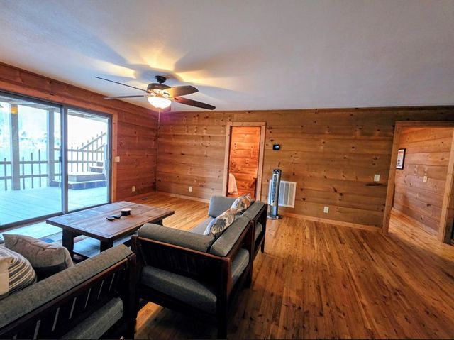 23 Moseley Way, Robbinsville, NC 28771