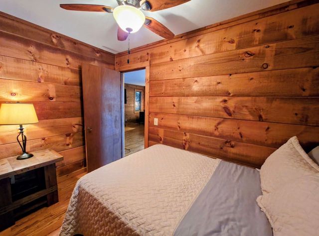 23 Moseley Way, Robbinsville, NC 28771