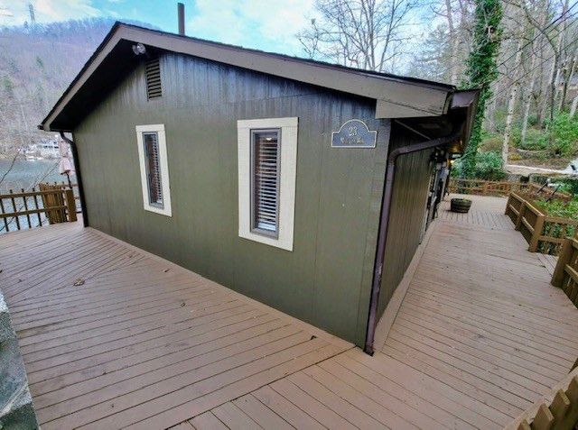 23 Moseley Way, Robbinsville, NC 28771