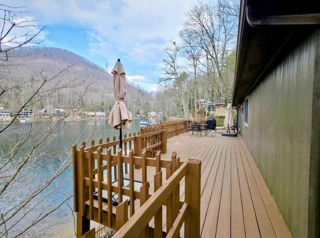 23 Moseley Way, Robbinsville, NC 28771