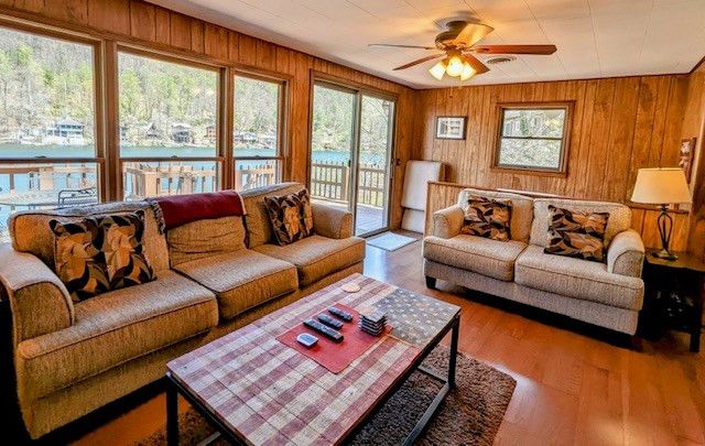 23 Moseley Way, Robbinsville, NC 28771