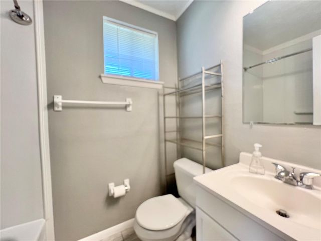 303 Brigadoon Lane, Friendswood, TX 77546