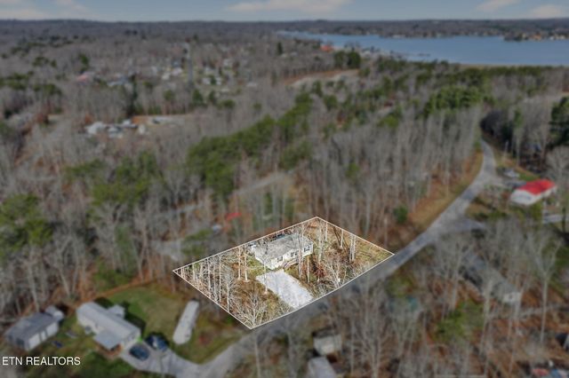 22 Lancer Drive, Crossville, TN 38572