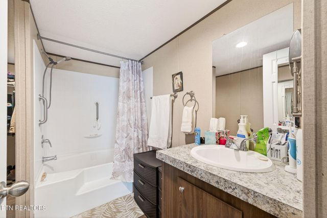 22 Lancer Drive, Crossville, TN 38572