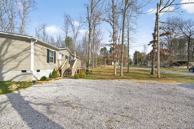 22 Lancer Drive, Crossville, TN 38572