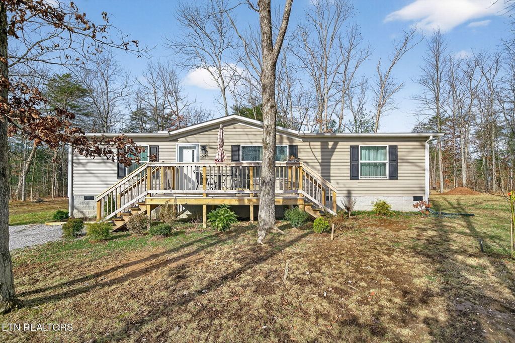 22 Lancer Drive, Crossville, TN 38572
