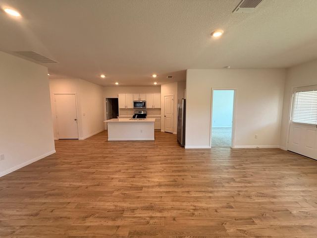 1940 Lazy Acres St, Leander, TX 78641