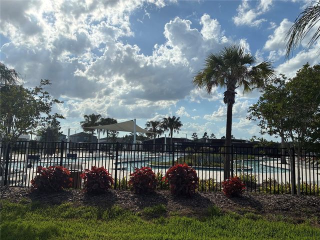 31371 AMBERVIEW BEND, Wesley Chapel, FL 33545