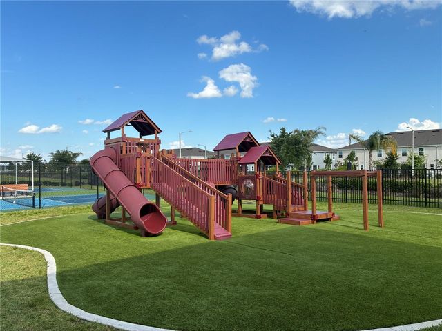 31371 AMBERVIEW BEND, Wesley Chapel, FL 33545