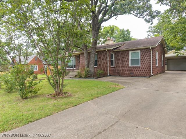 19 Hiland Drive, Fort Smith, AR 72901
