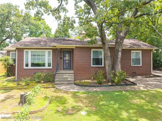19 Hiland Drive, Fort Smith, AR 72901