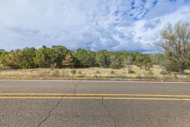 47 Woodlands Drive, Tijeras, NM 87059