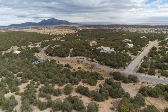 47 Woodlands Drive, Tijeras, NM 87059