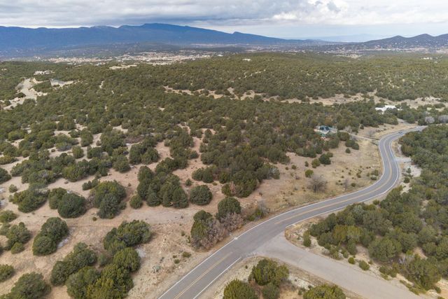 47 Woodlands Drive, Tijeras, NM 87059