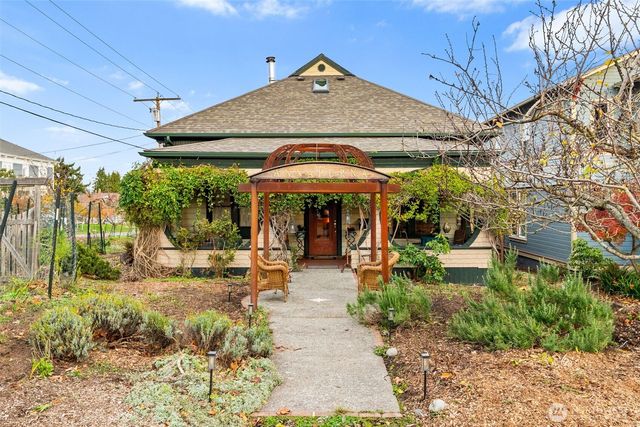 538 Adams Street, Port Townsend, WA 98368