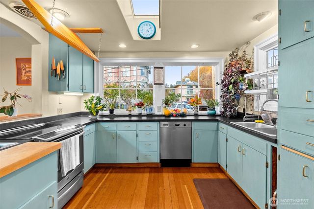 538 Adams Street, Port Townsend, WA 98368