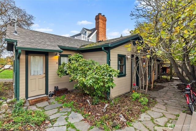 538 Adams Street, Port Townsend, WA 98368